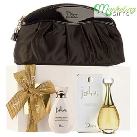 gift with purchase dior|free dior pouch with purchase.